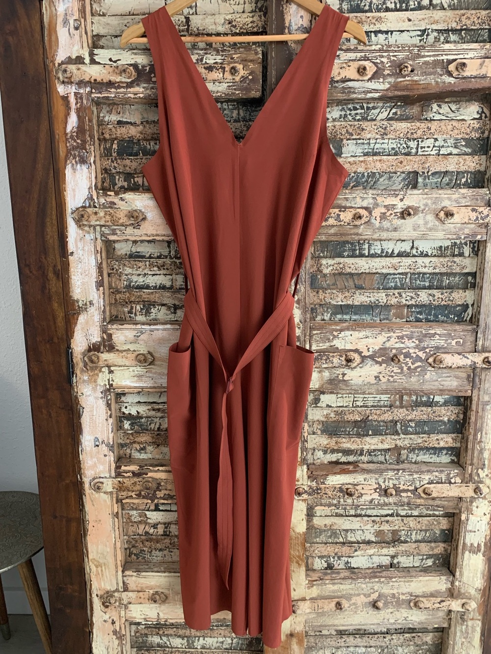 Athleta Sarasota Rust V-Neck Sleeveless Jumpsuit Pockets, Lightweight Travel, L